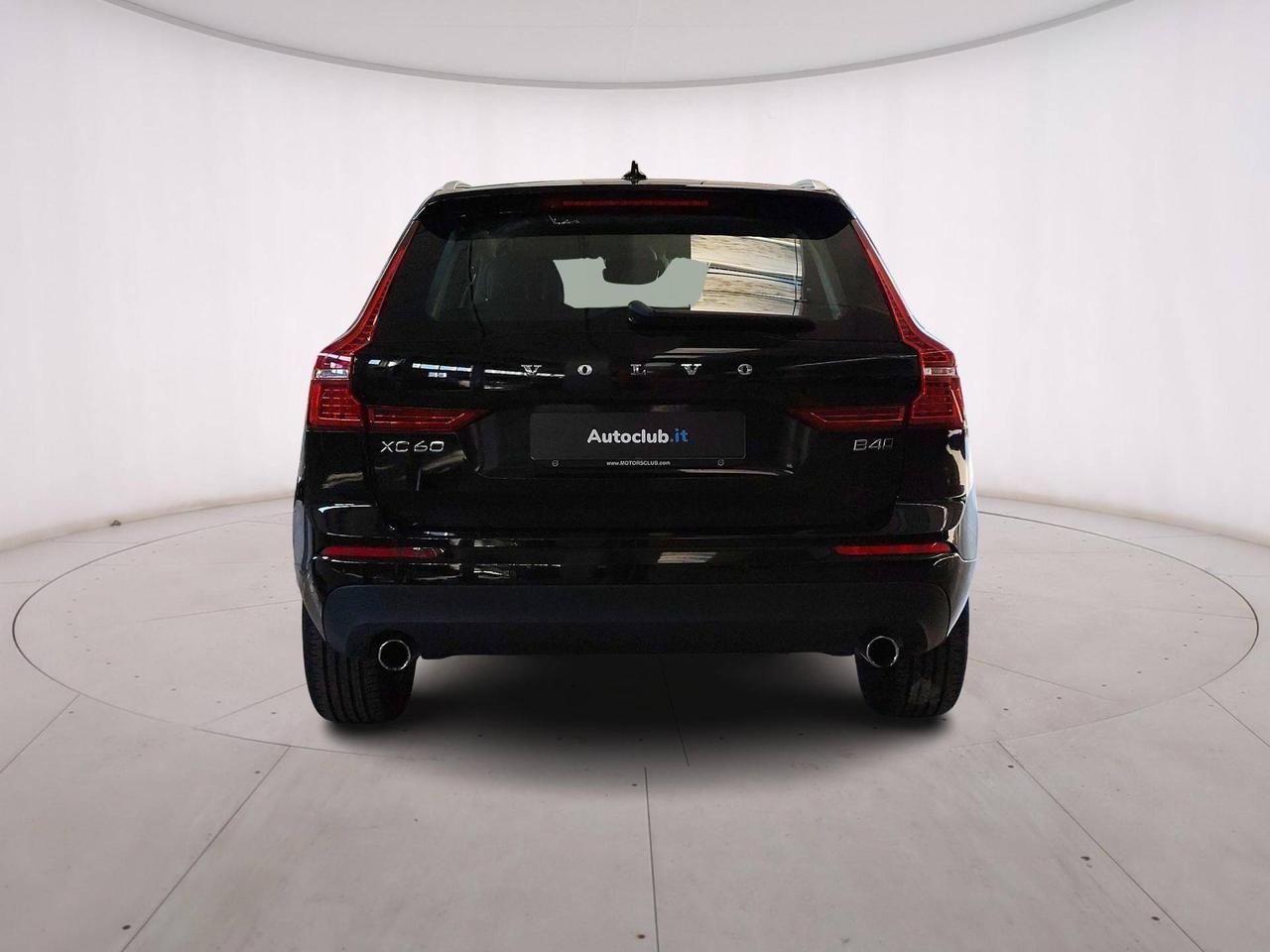 Volvo XC60 2.0 b4 Momentum awd