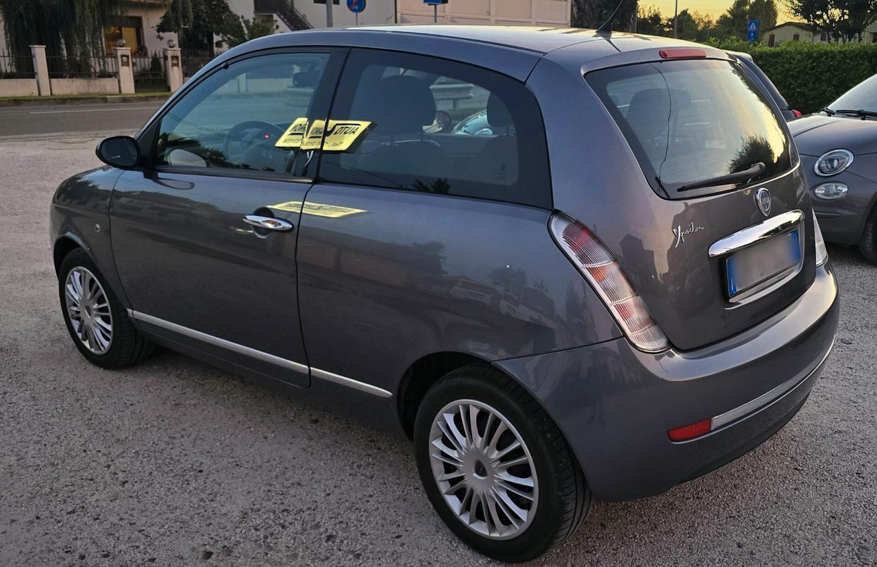 Lancia Ypsilon 1.2 - PERFETTA