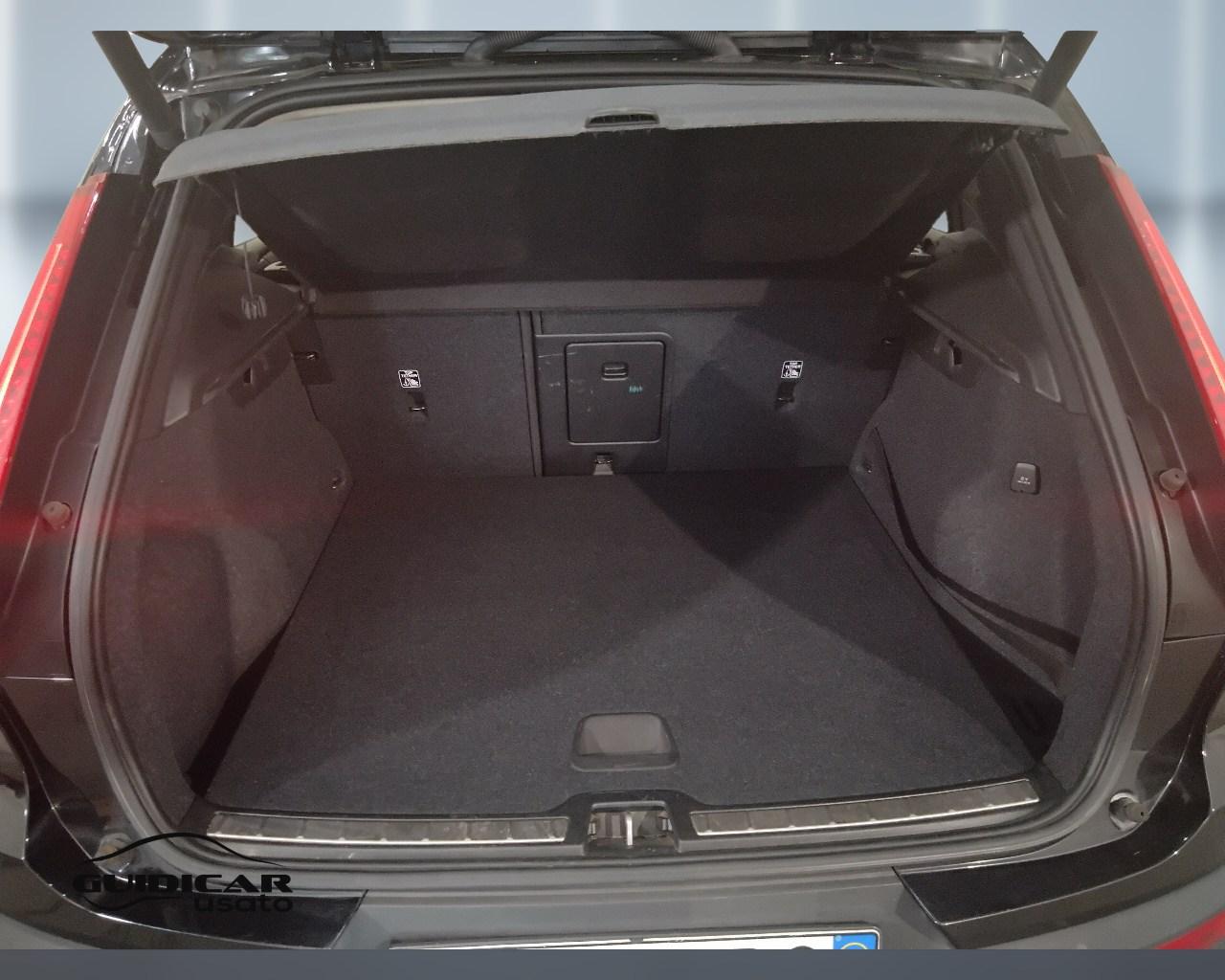 VOLVO XC40 - XC40 2.0 d3 Inscription geartronic my20