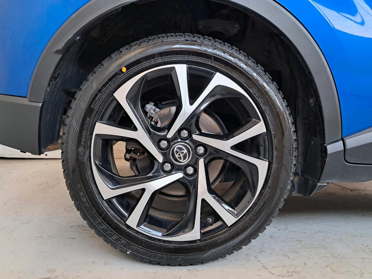 Toyota C-HR 1.8 Hybrid E-CVT Style