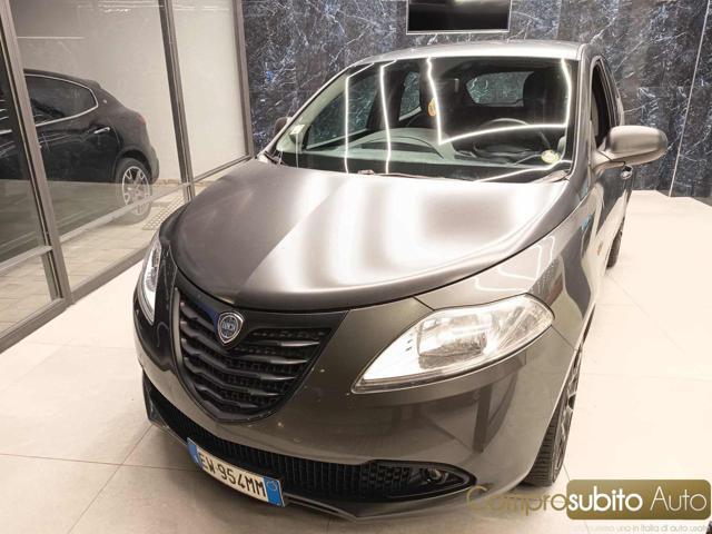 LANCIA Ypsilon 1.2 69 CV 5 porte Gold