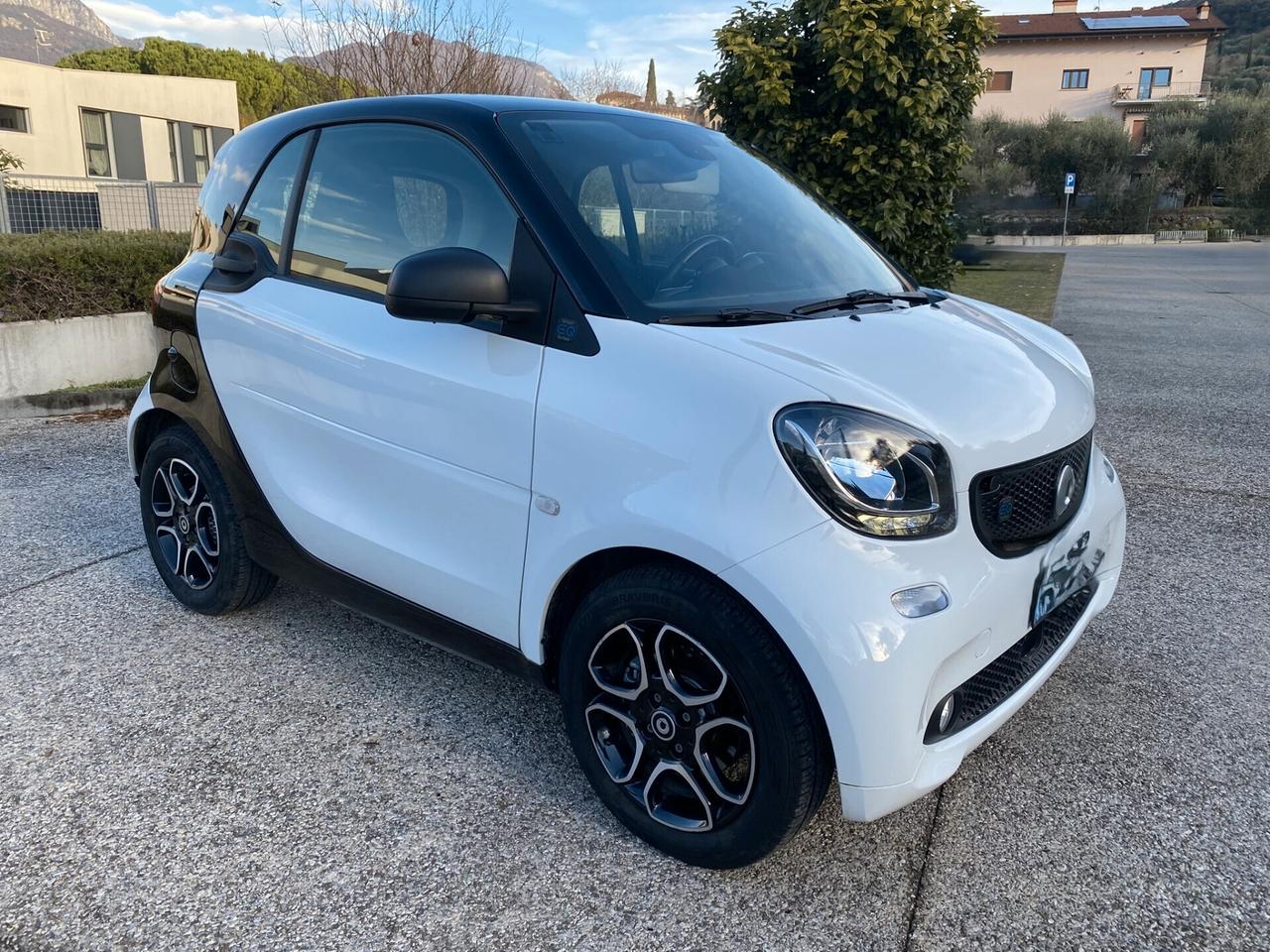 Smart ForTwo EQ Passion ... un fruscio nell'aria