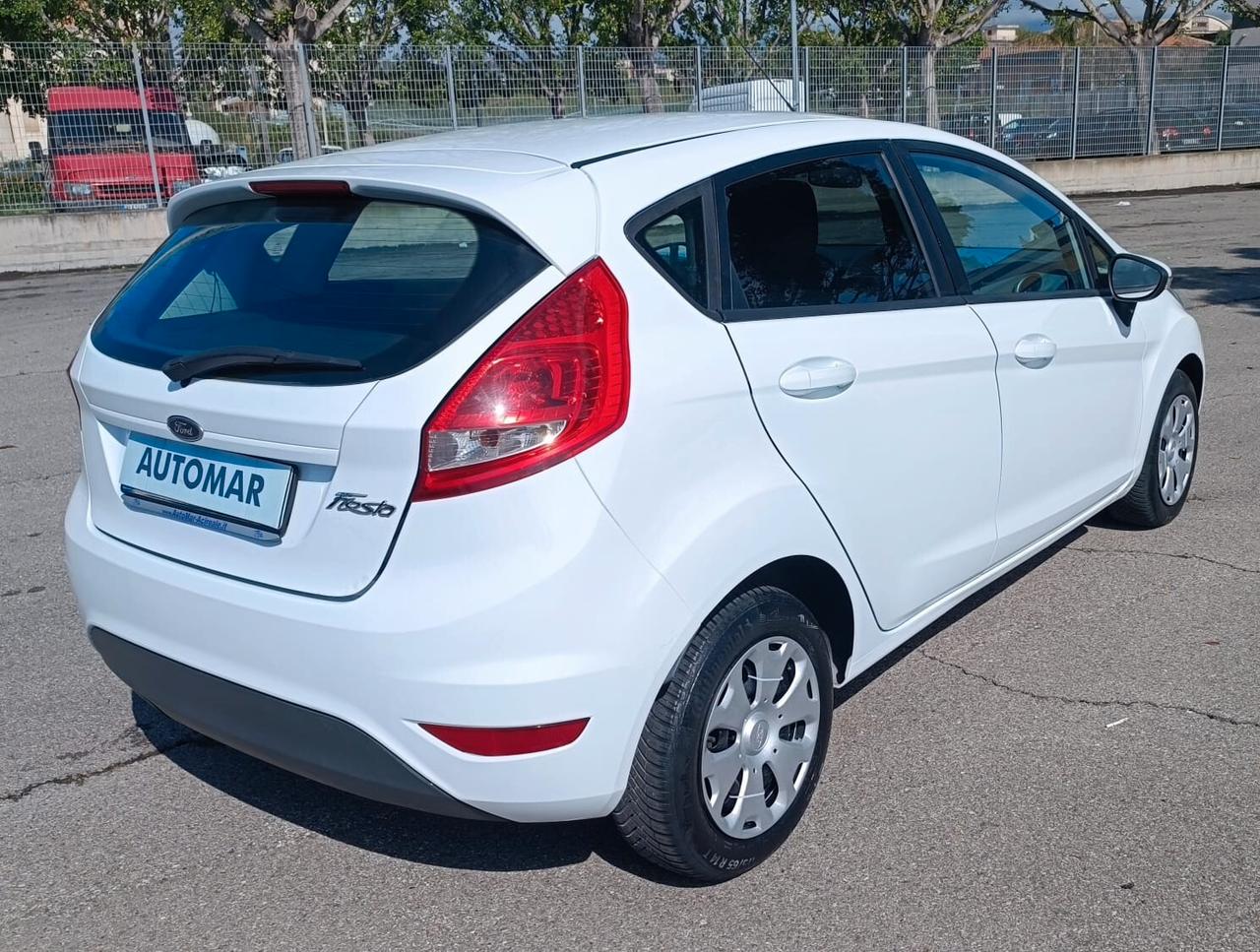 Ford Fiesta Fiesta+ 1.4 TDCi 68CV 5 porte