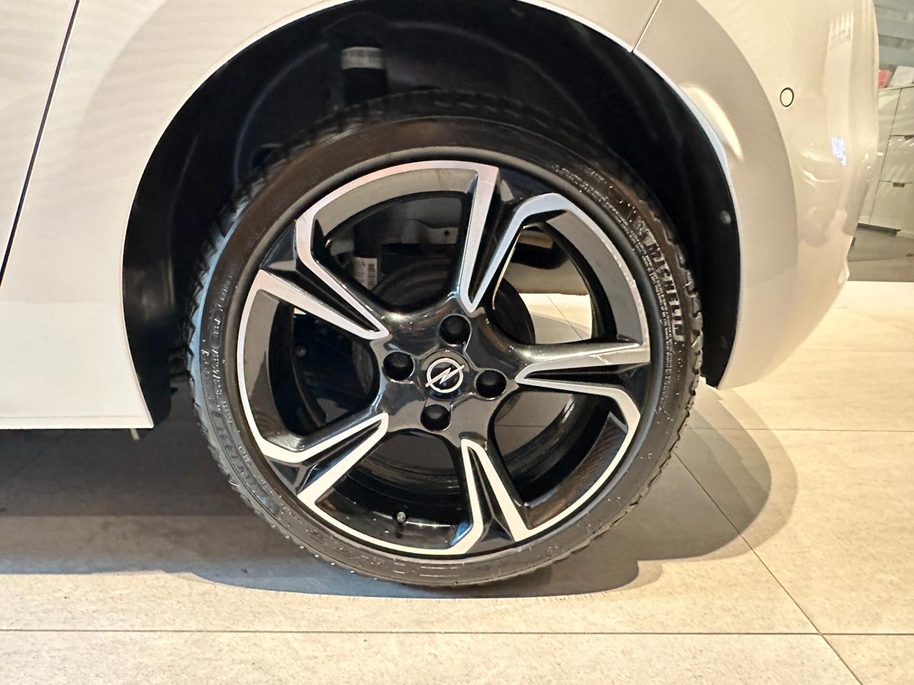 Opel Corsa 1.2 100 CV GS