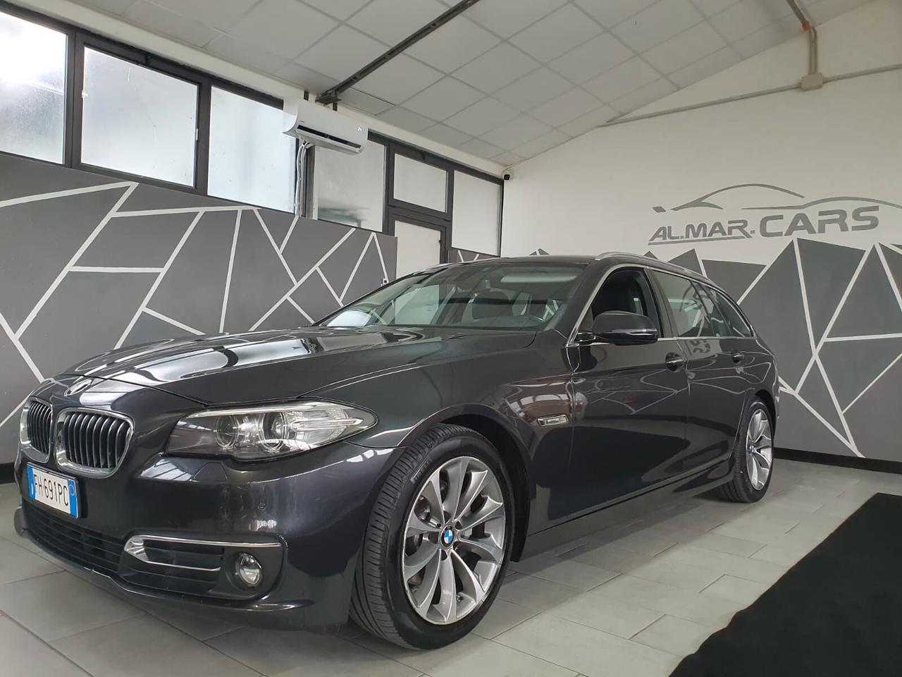 Bmw 520d xDrive Touring Luxury