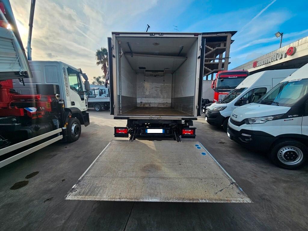 IVECO DAILY 72-150 FRIGO CON PEDANA-2018