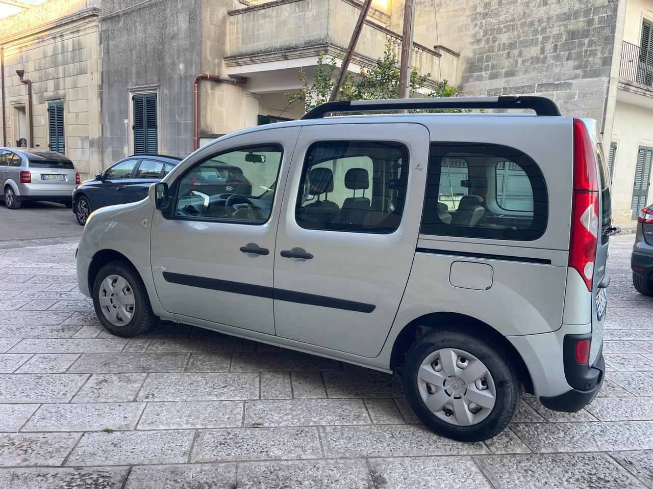 Renault Kangoo 1.5 dCi TRASPORTO DISABILI