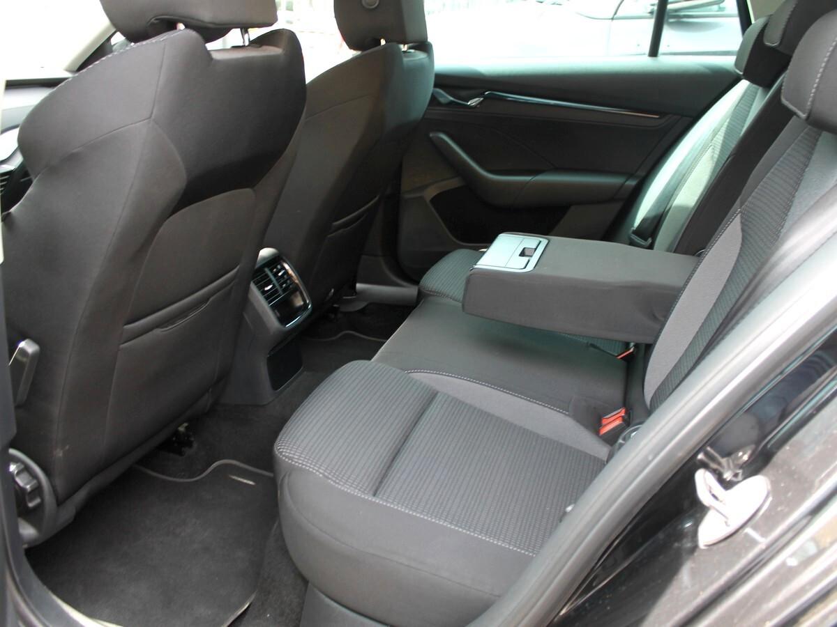 Skoda Octavia 2.0 TDI EVO SCR 150 CV DSG Wagon Executive UNIPRO IVA DEDUCIBILE