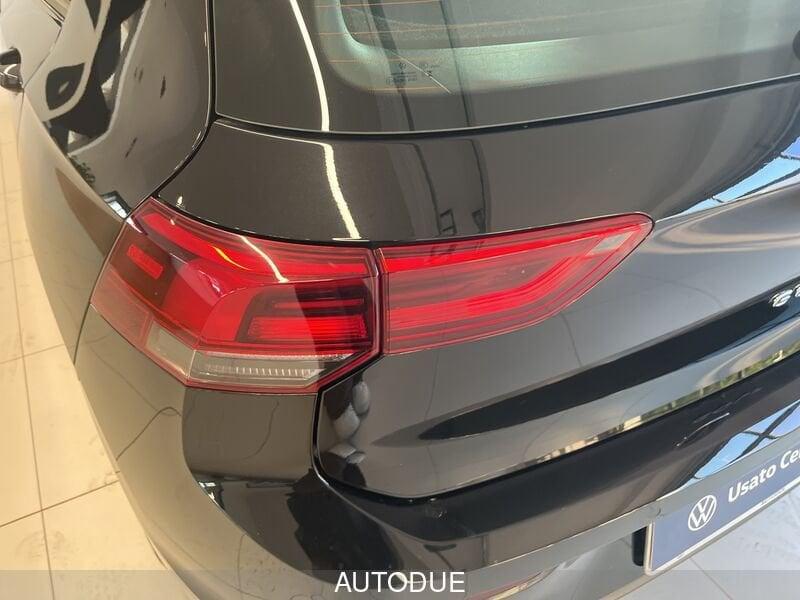 Volkswagen Golf 8 2.0 TDI SCR LIFE DSG 115 CV