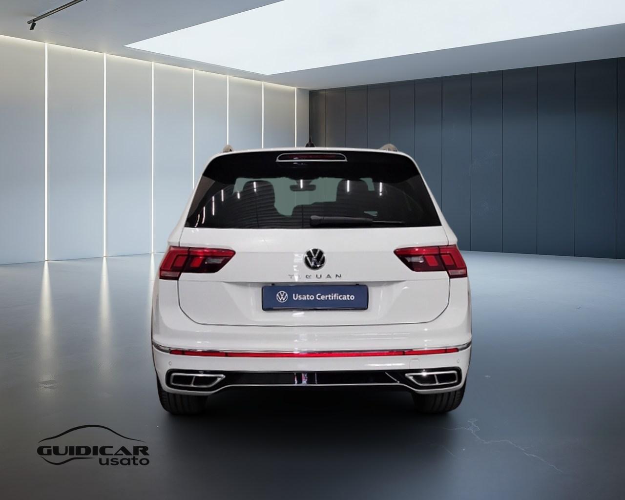 VOLKSWAGEN Tiguan II 2021 - Tiguan 2.0 tdi R-Line 150cv dsg