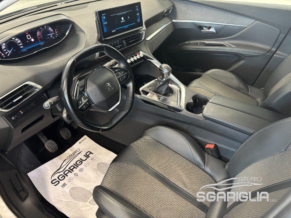 Peugeot 3008 1.5 BlueHDi Allure Pack