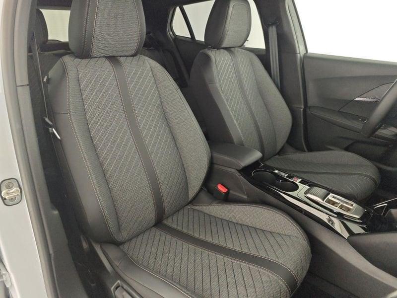 Peugeot 2008 Hybrid 145 e-DCS6 Allure