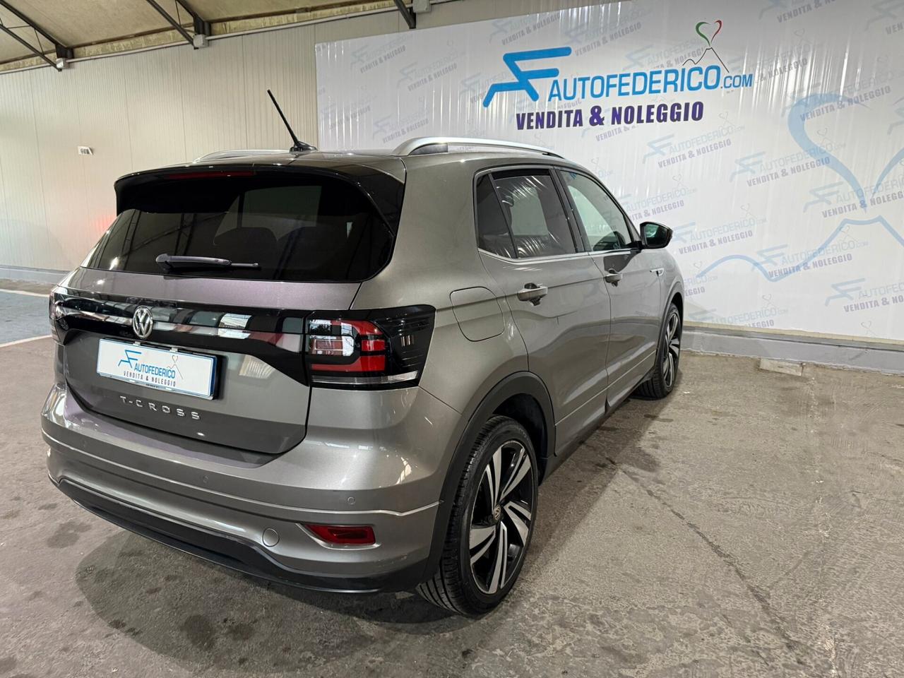 Volkswagen T-Cross 1.0 Benzina 115cv R-Line