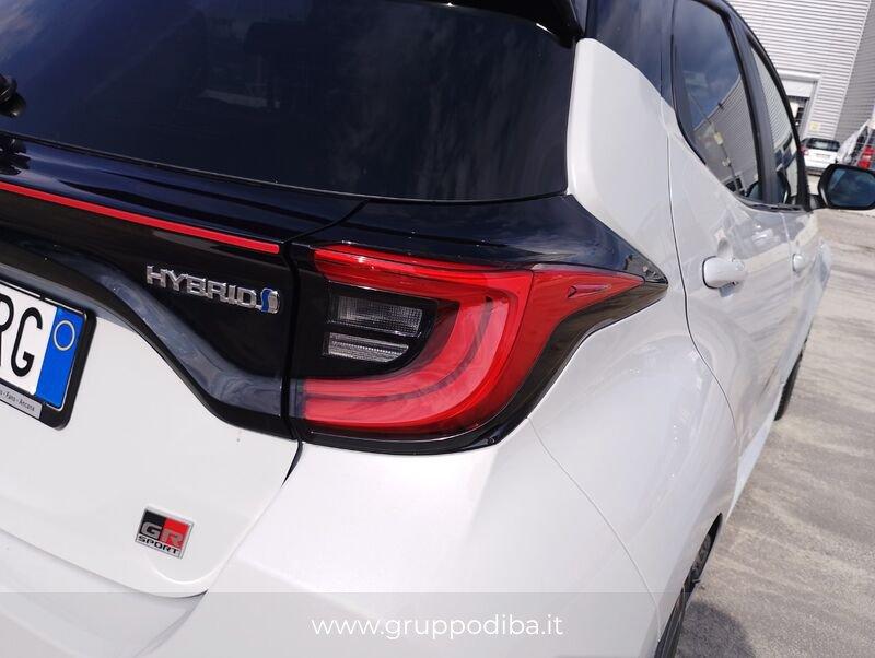 Toyota Yaris IV 2020 1.5h GR Sport