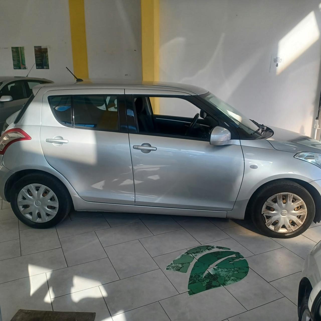 80.568KM SWIFT 1.2 NEOPATENTATI PERFETTA