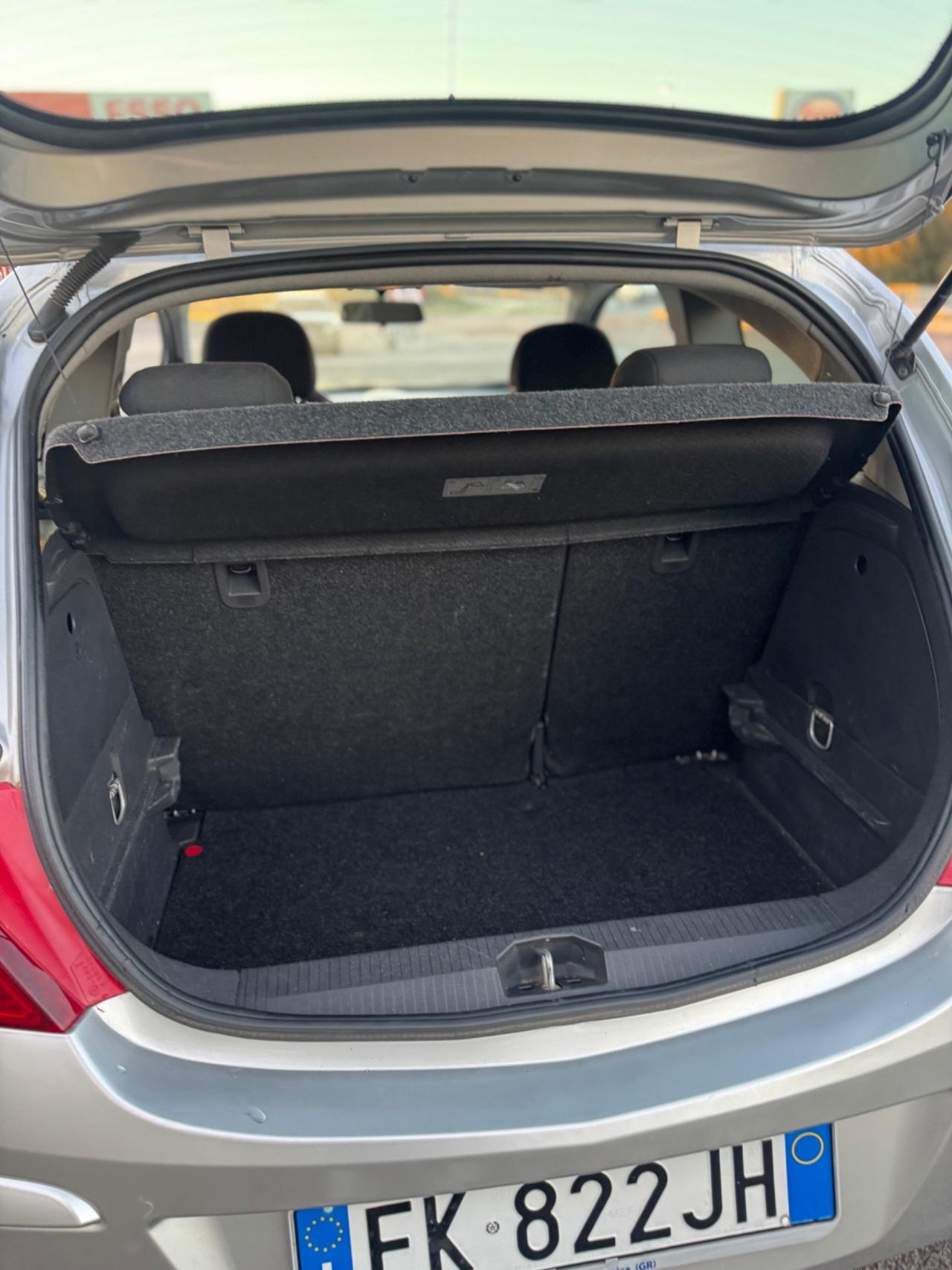 Opel Corsa 1.2 85CV 3 porte GPL-TECH Club