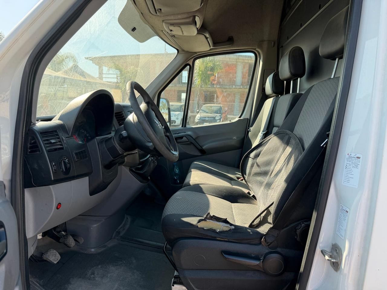 VOLKSWAGEN CRAFTER 2012 2.0 DIESEL 136 CV *LEGGI