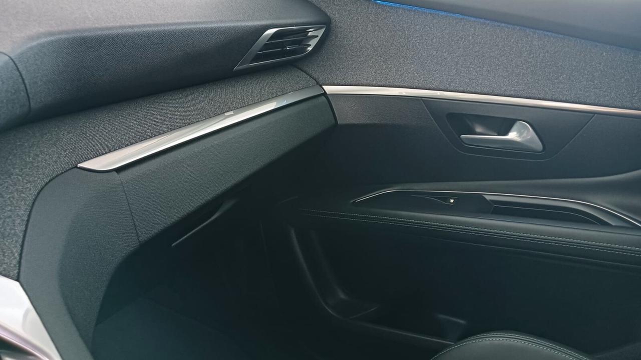 Peugeot 3008 BlueHDi 130 S&S Allure Pack