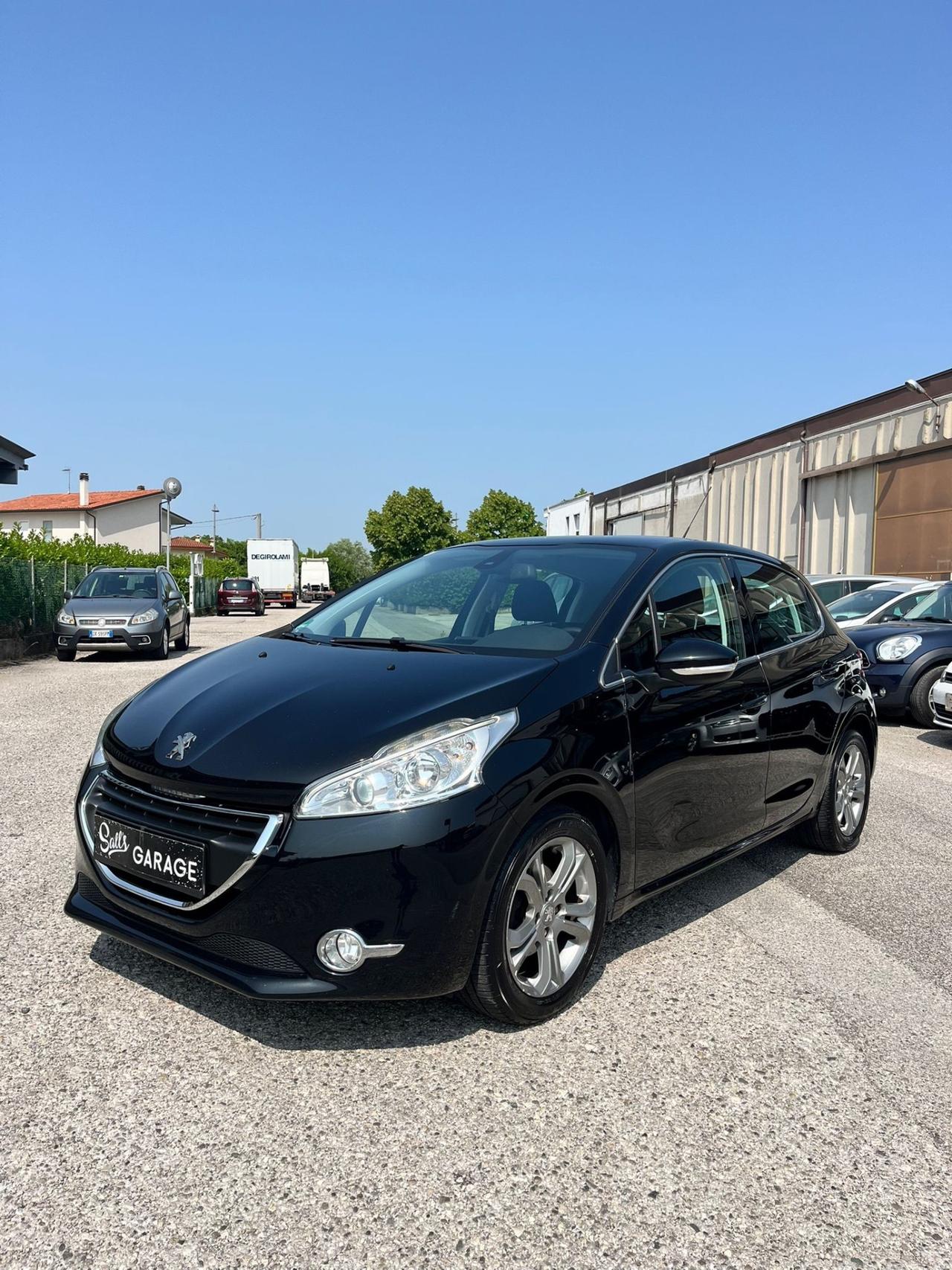 Peugeot 208 1.2 Neopatentati