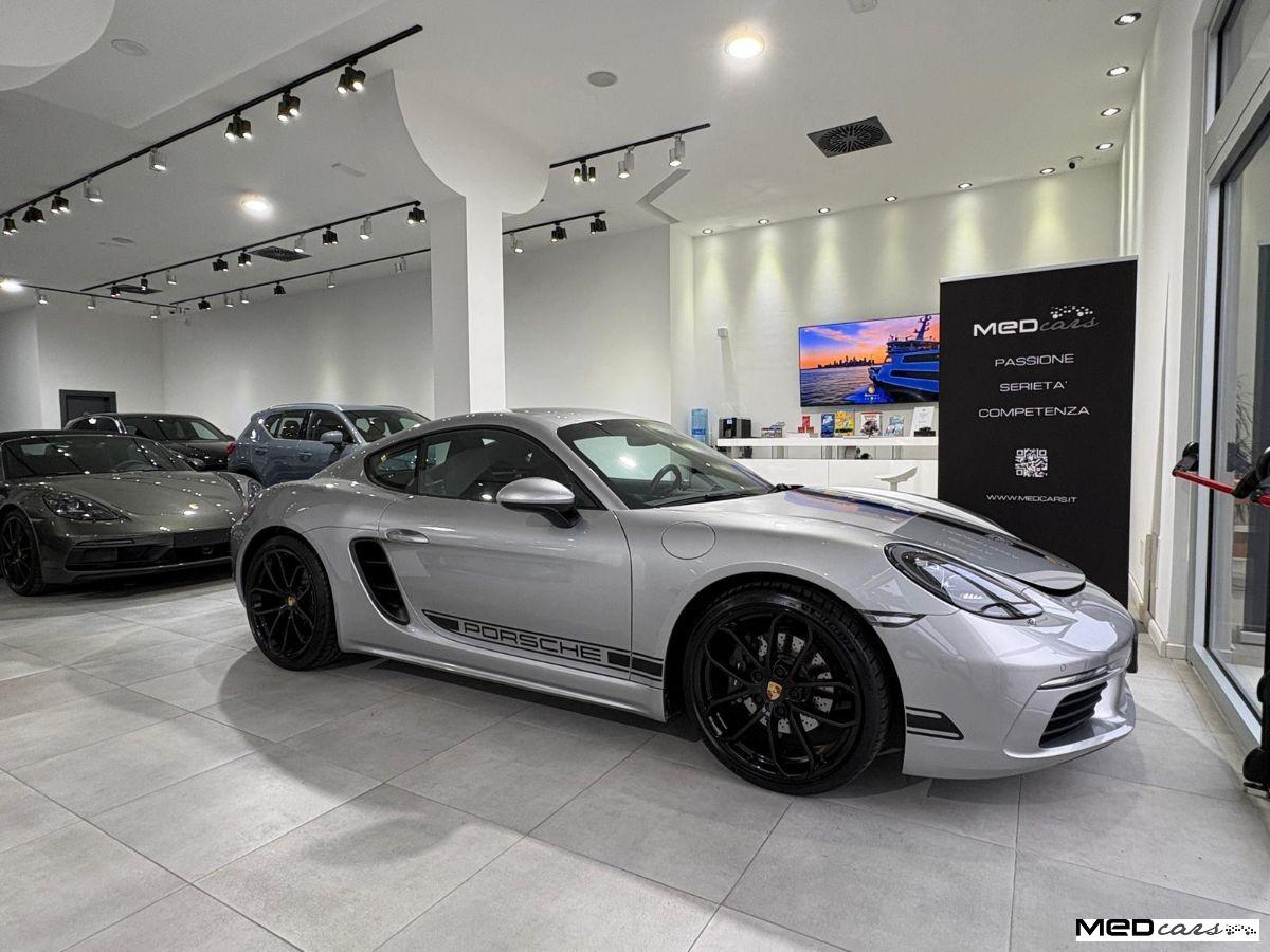 PORSCHE - 718 CAYMAN STYLE EDITION