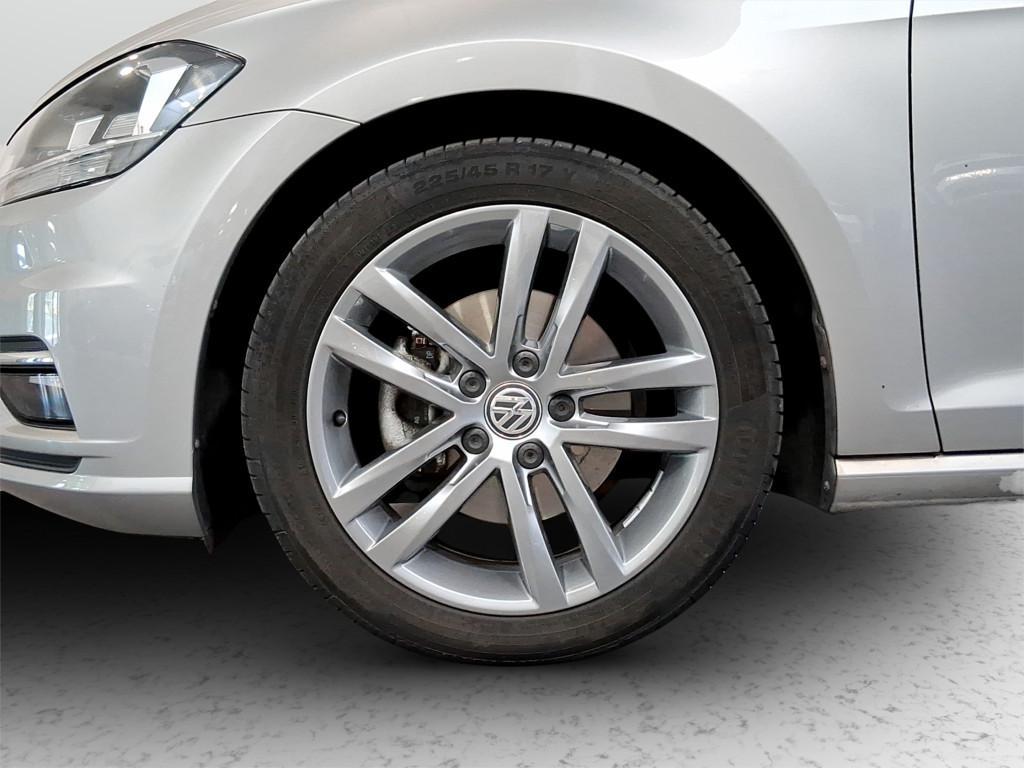 Volkswagen Golf 5p 1.6 tdi Executive 115cv