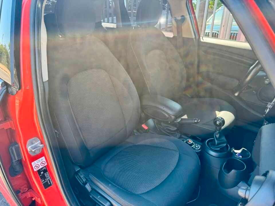 Mini Cooper One 1.5 D Hype 95 CV