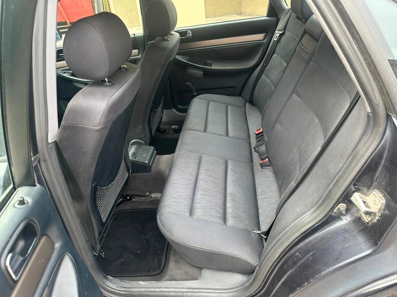 Audi A4 1.8 cat