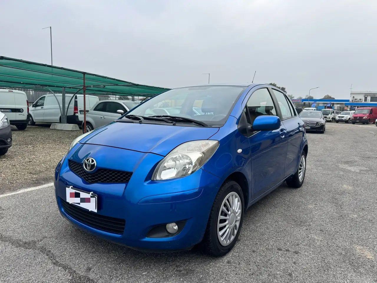 Toyota Yaris 1.0 5 porte Sol