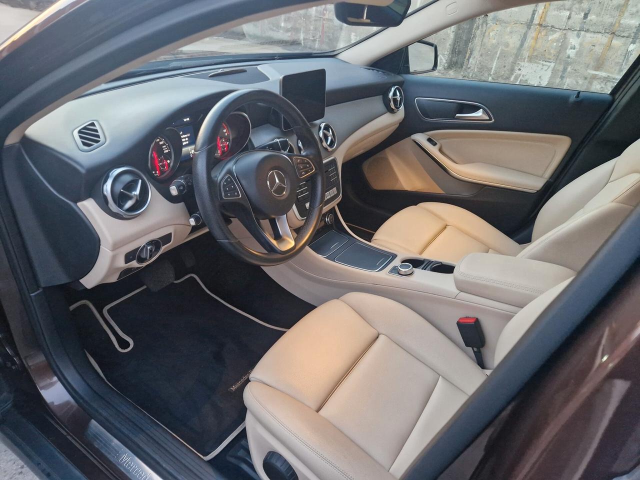 Mercedes-benz GLA 200 GLA 200 d Automatic Premium