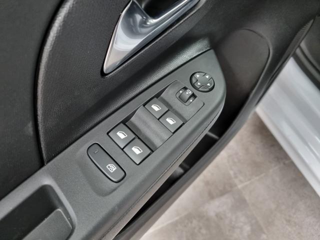 OPEL Corsa 1.2 100 CV GS YES