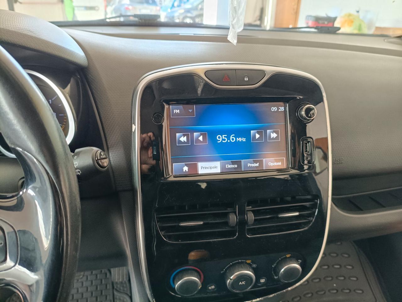 Renault Clio Sporter 1.5 dCi 8V 75CV Wave