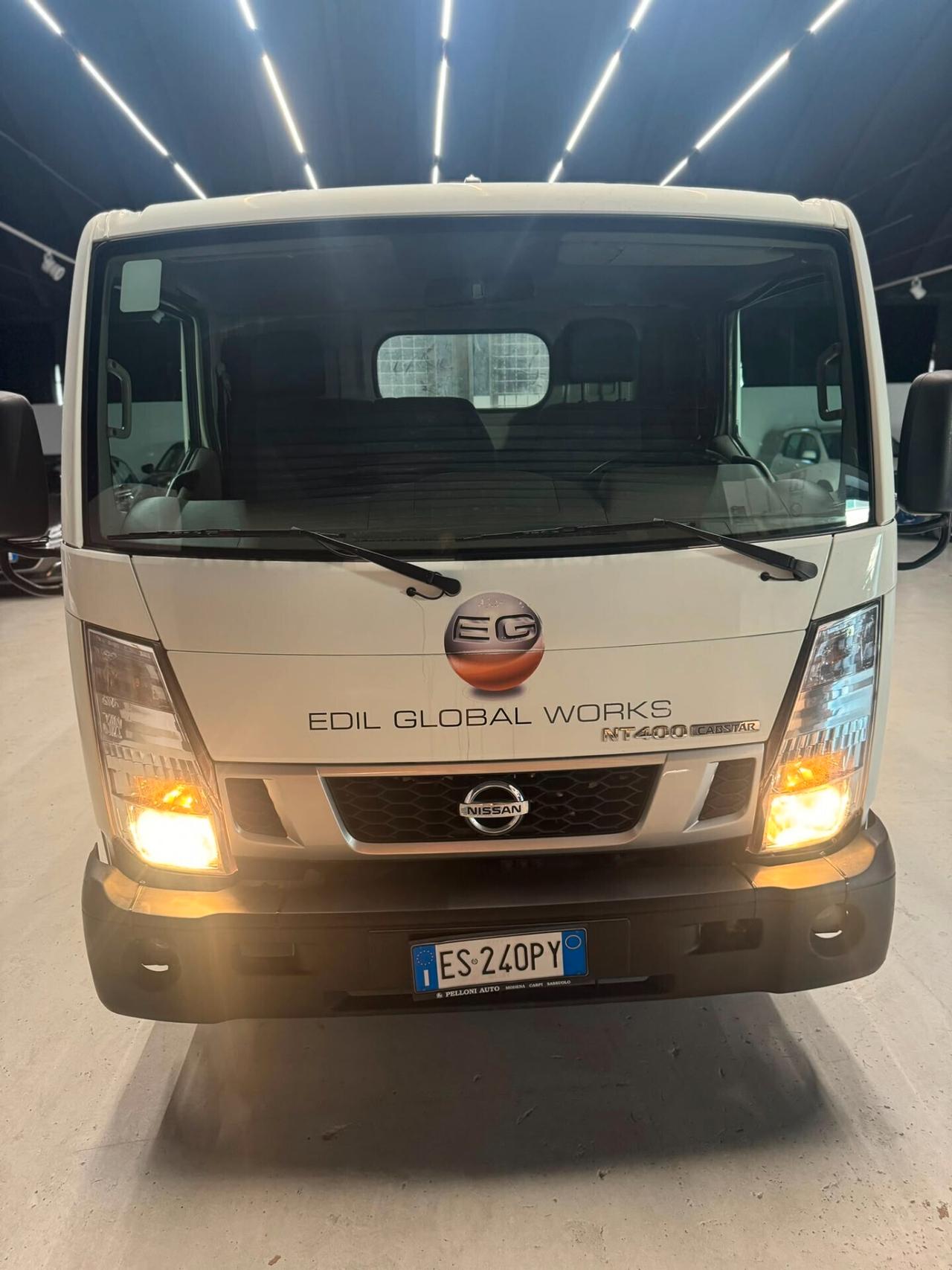 Nissan Cabstar Ribaltabile trilaterale