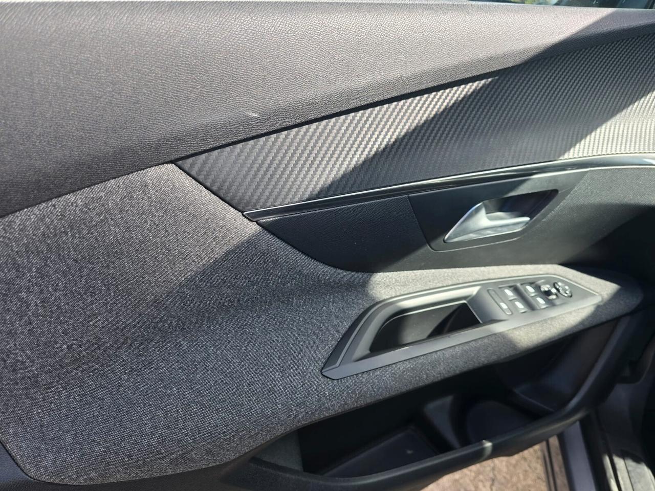 Peugeot 3008 BlueHDi 130 S&S Allure