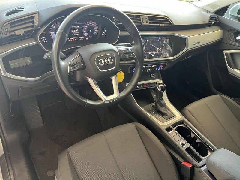 Audi Q3 35 TDI S tronic Business