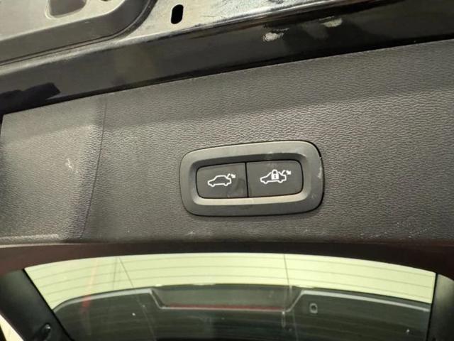 VOLVO XC40 B3 automatico Core