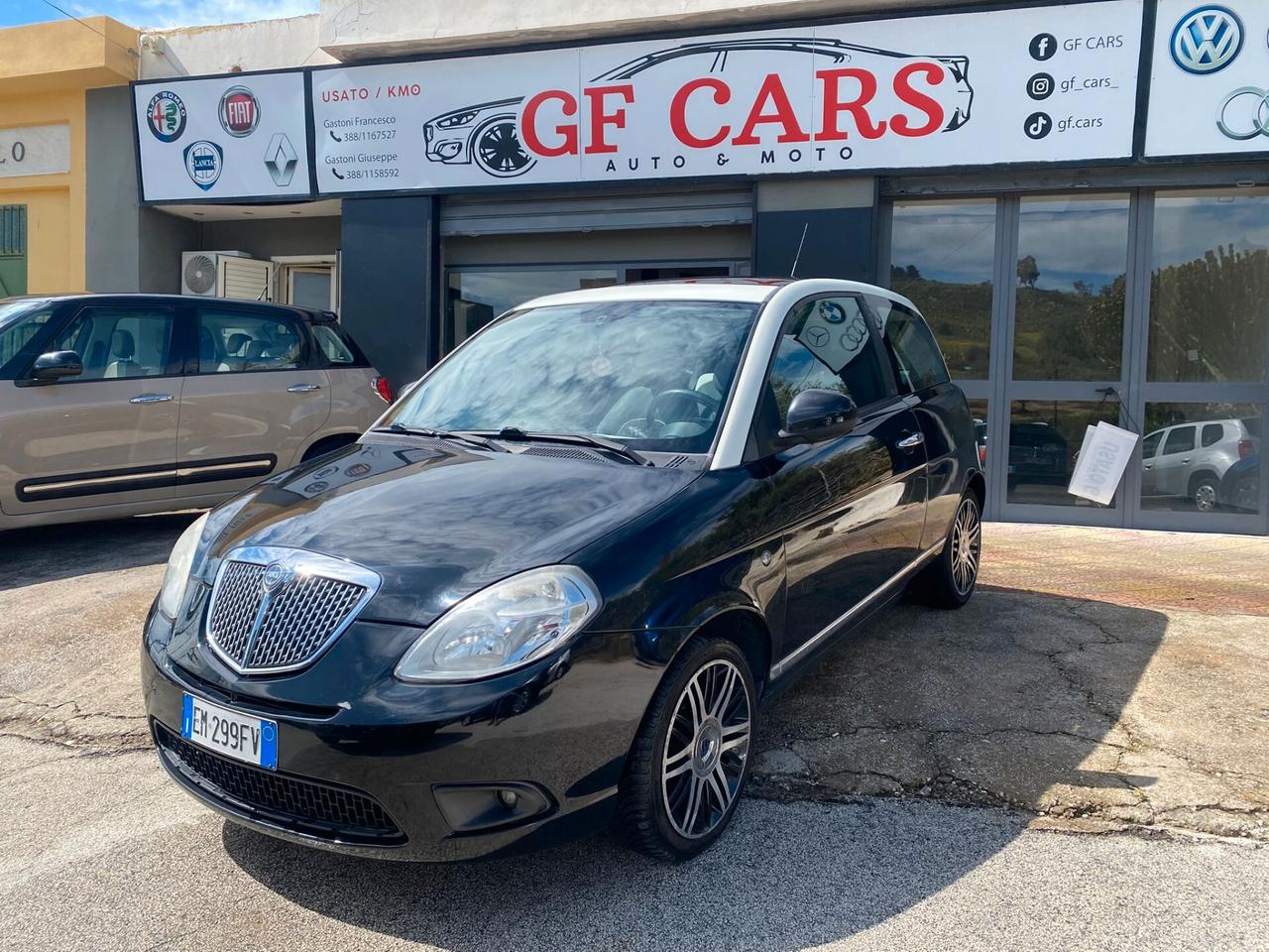 Lancia Ypsilon 1.2 69 CV 5 porte S&S Platinum