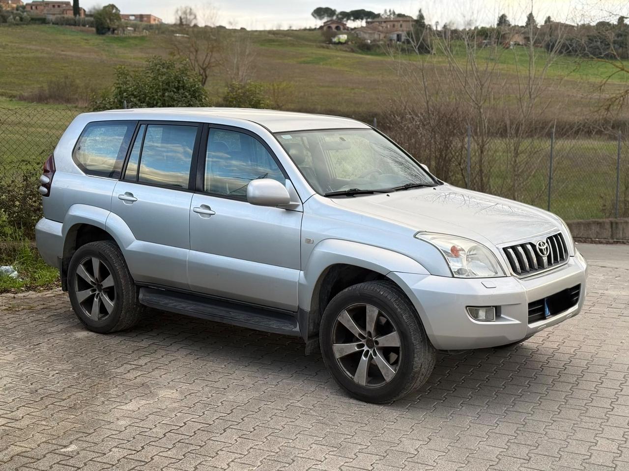 Toyota Land Cruiser 3.0 D-4D 16V cat 5 porte aut. Wagon