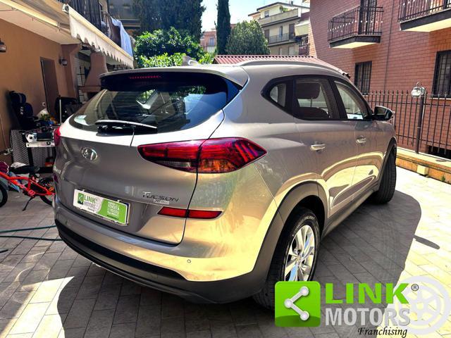 HYUNDAI Tucson 1.6 CRDi Exellence / retrocamera / Apple car play