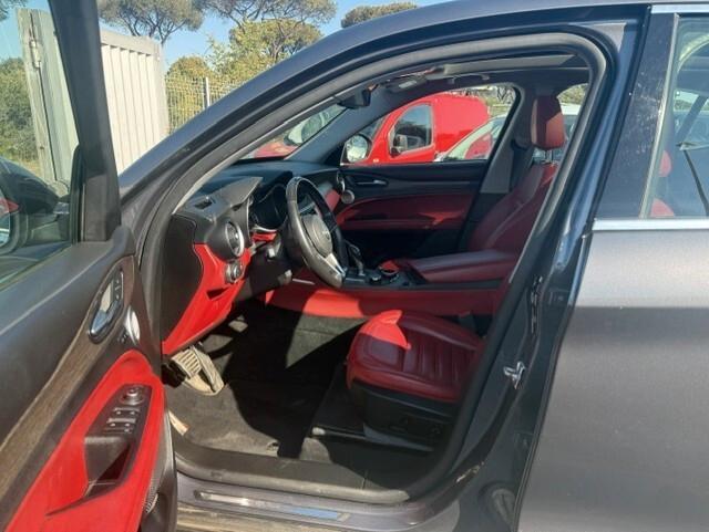 Alfa Romeo Stelvio 2.2 Turbodiesel 180 CV AT8 RWD Executive