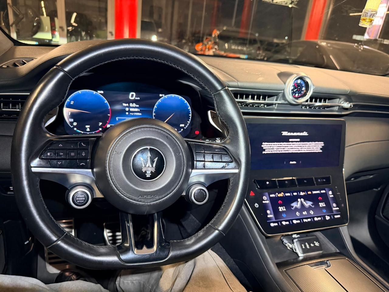 Maserati Grecale MHEV 300 CV AWD GT