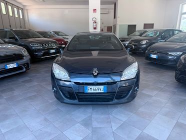Renault Megane Mégane C-C 1.5 dCi 110CV EDC Wave Edition