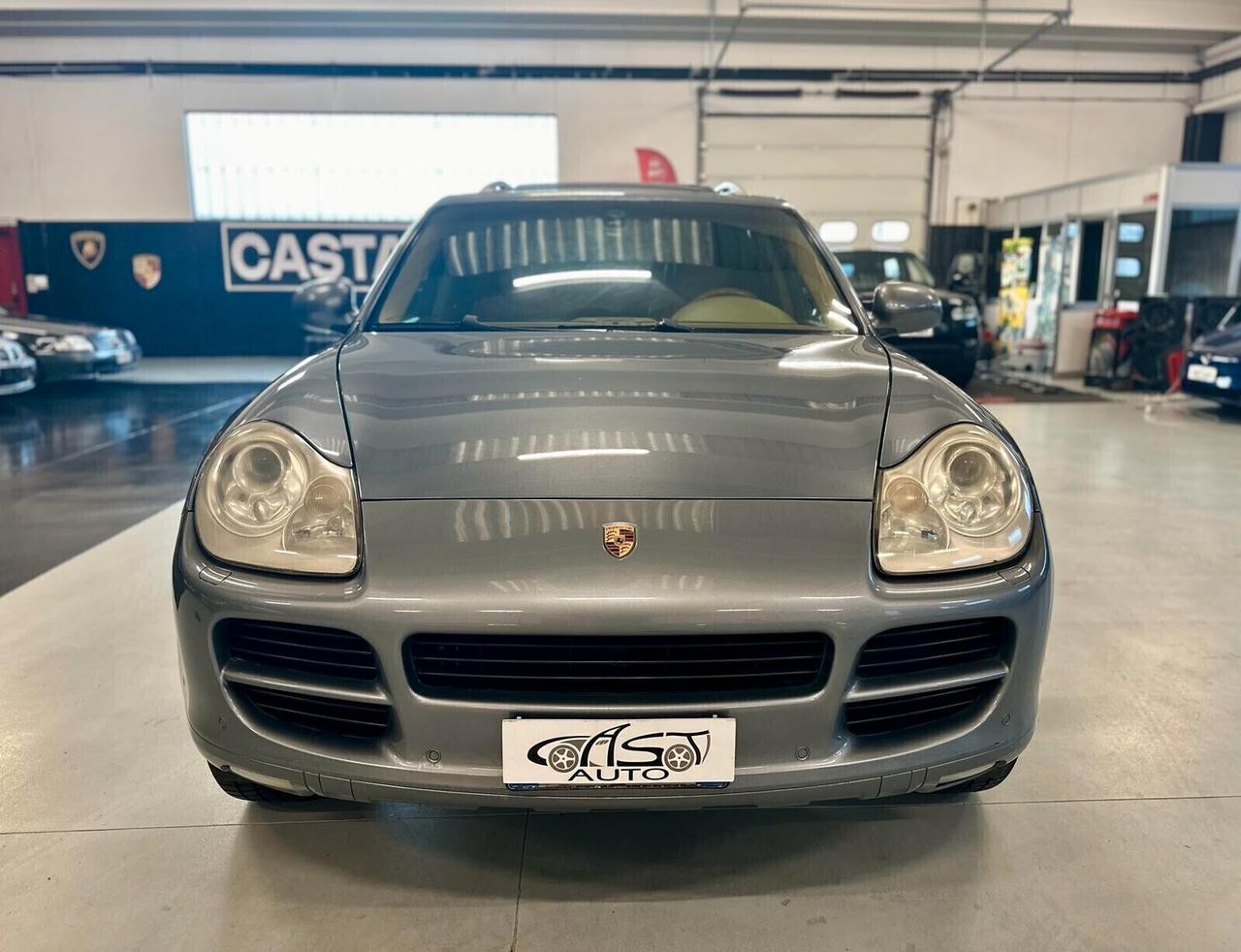 Porsche Cayenne 3.2 V6 GPL