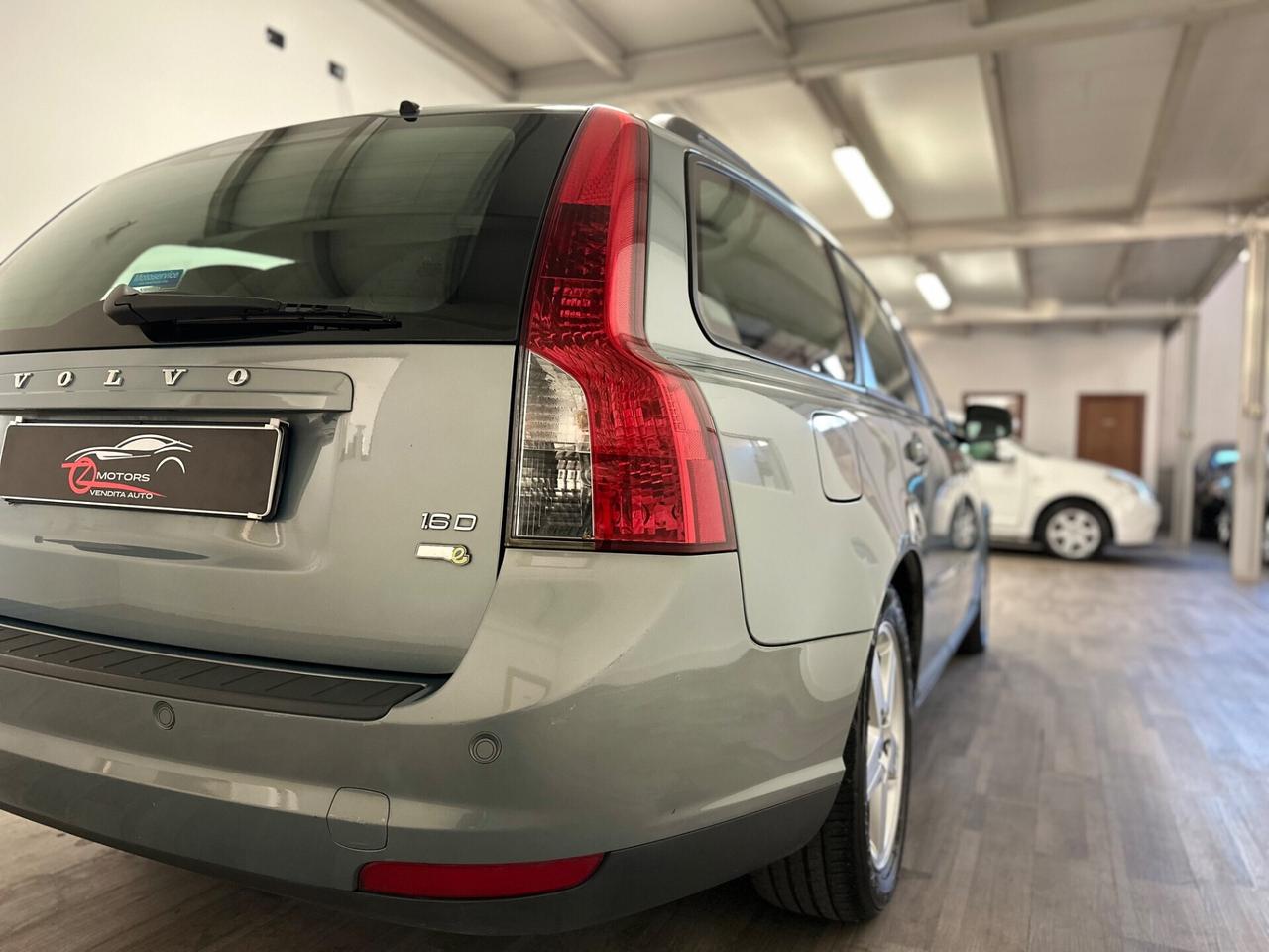 Volvo V50 D4 Kinetic