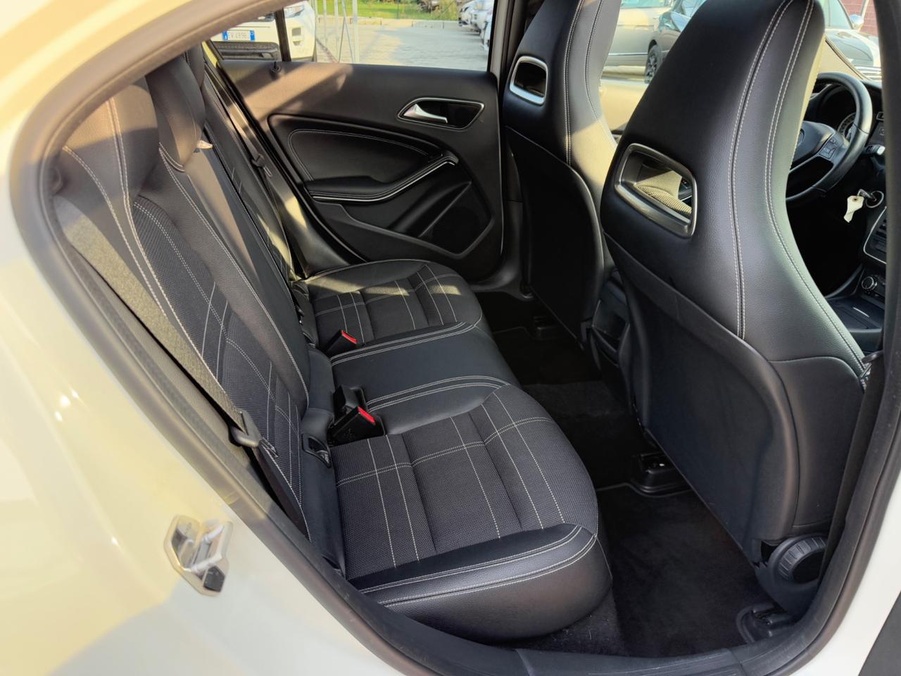 Mercedes-benz A 180 CDI Automatic Night Edition.TETTO APRIBILE