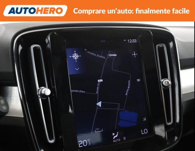 VOLVO XC40 D3 AWD Geartronic Momentum Pro