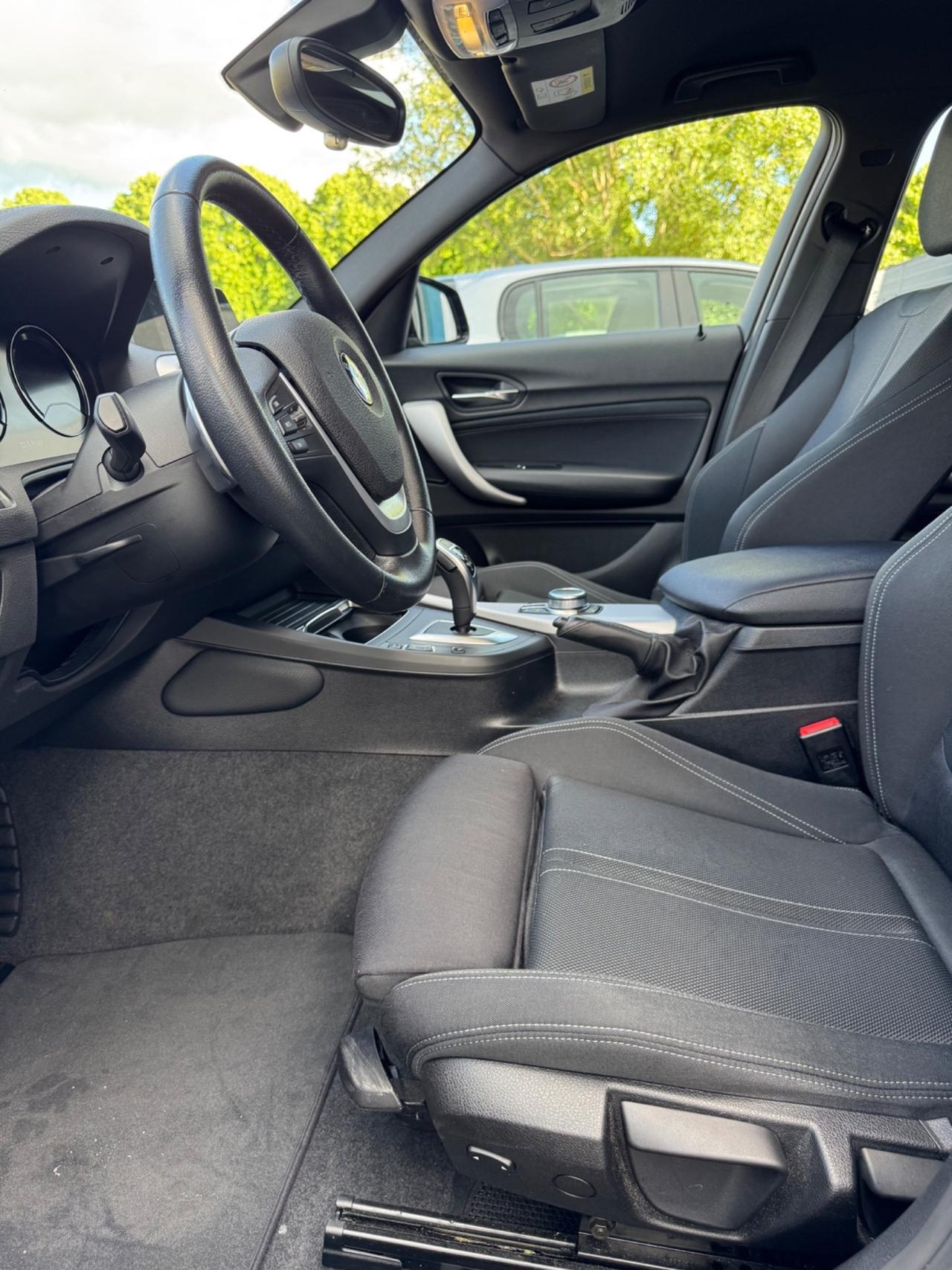 Bmw 120 120d 5p. Urban