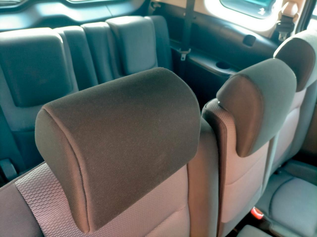 Mazda 5 2.0 MZ-CD 16V 110CV 7 POSTI