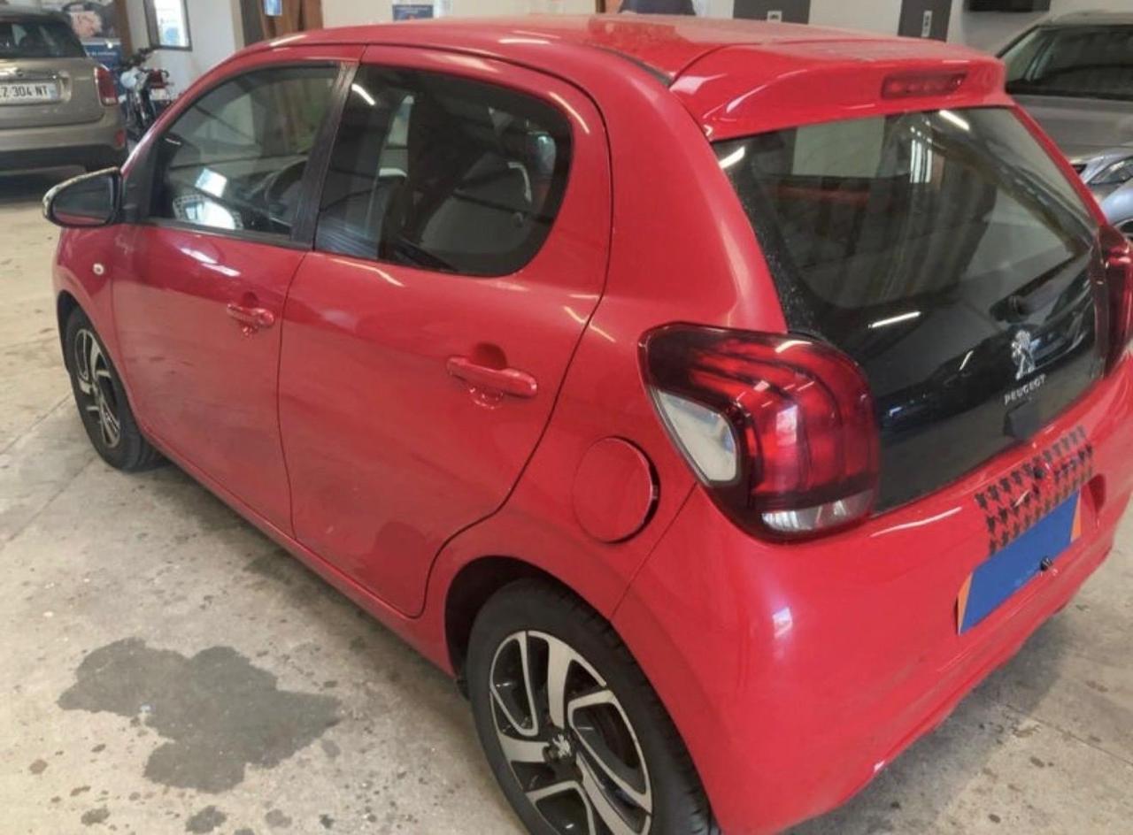 Peugeot 108 PureTech 82 5 porte Allure