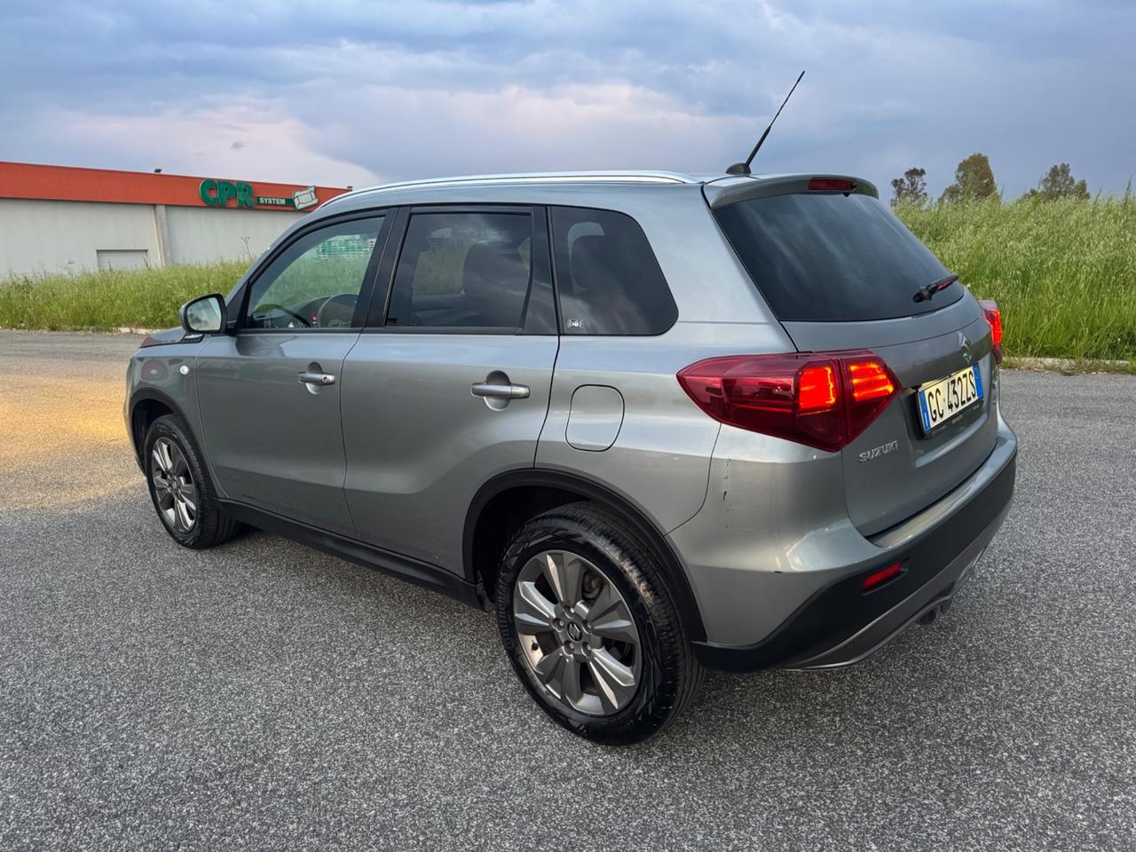 Suzuki Vitara 1.4 Hybrid Top