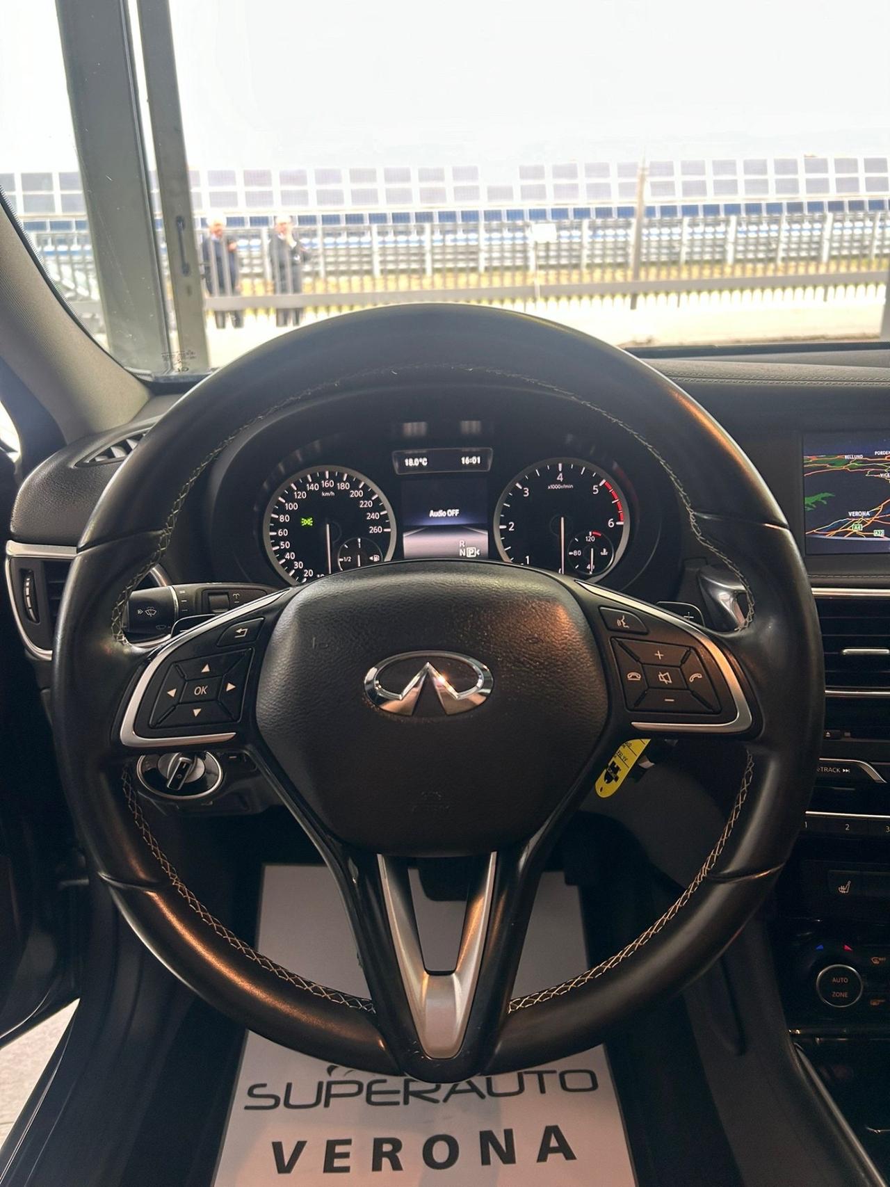 Infiniti Q30 2.2 diesel DCT Business